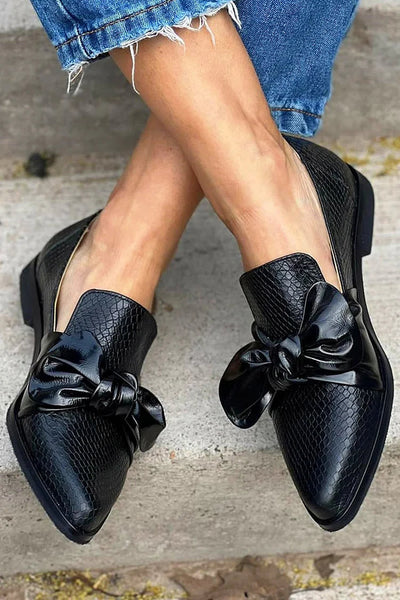 Monroe | Black Loafer with Shiny Bow