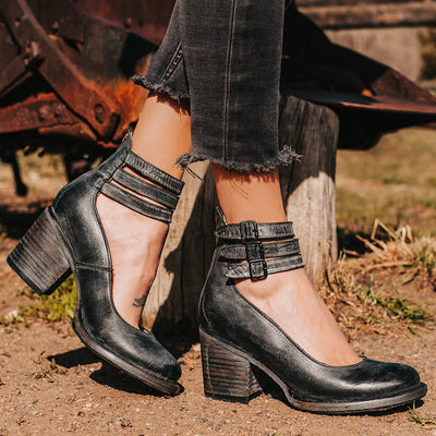 Elara | Vintage Leather Pumps