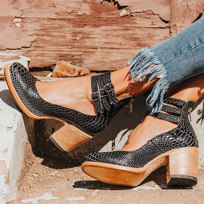 Elara | Vintage Leather Pumps