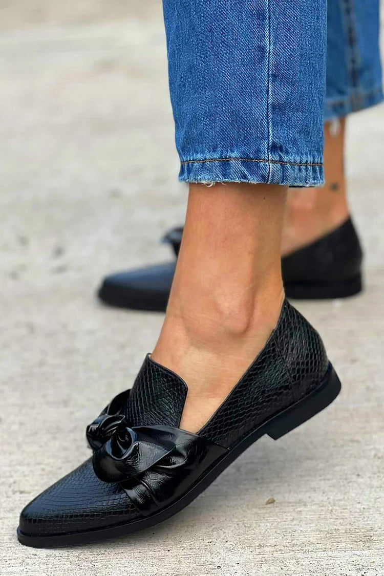 Monroe | Black Loafer with Shiny Bow