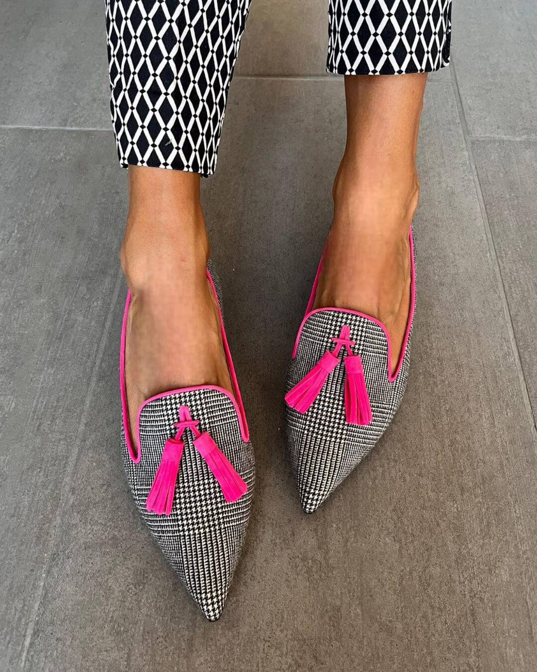 Celeste | Pointed Loafer with Fluo Fringes