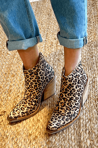 Raven | Pointed Toe Cowboy Boots