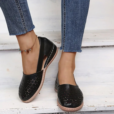 Carmine | Orthopedic Wedge Flats
