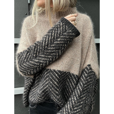 Celu | Vibrant Turtleneck Knit