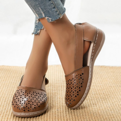 Carmine | Orthopedic Wedge Flats