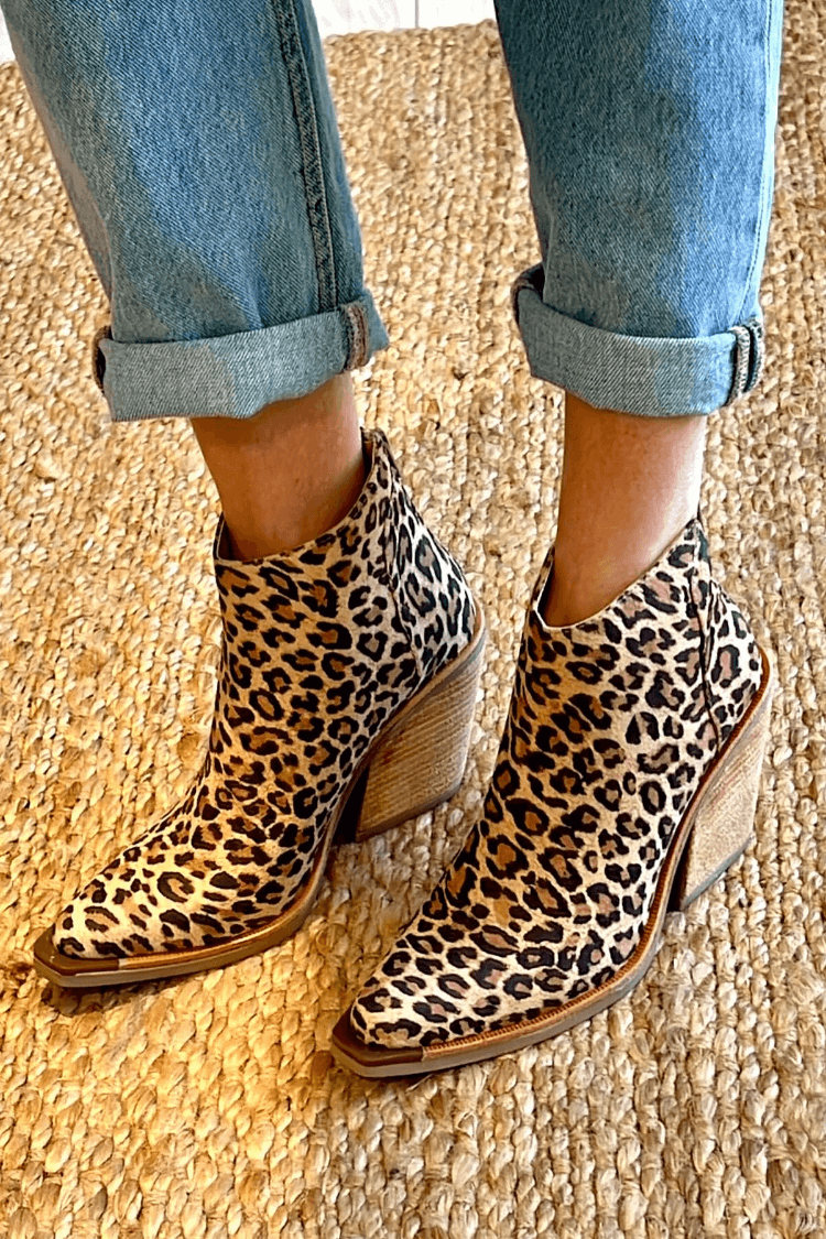 Raven | Pointed Toe Cowboy Boots