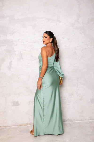 Vivienne | Sleek Slim Fit Evening Dress