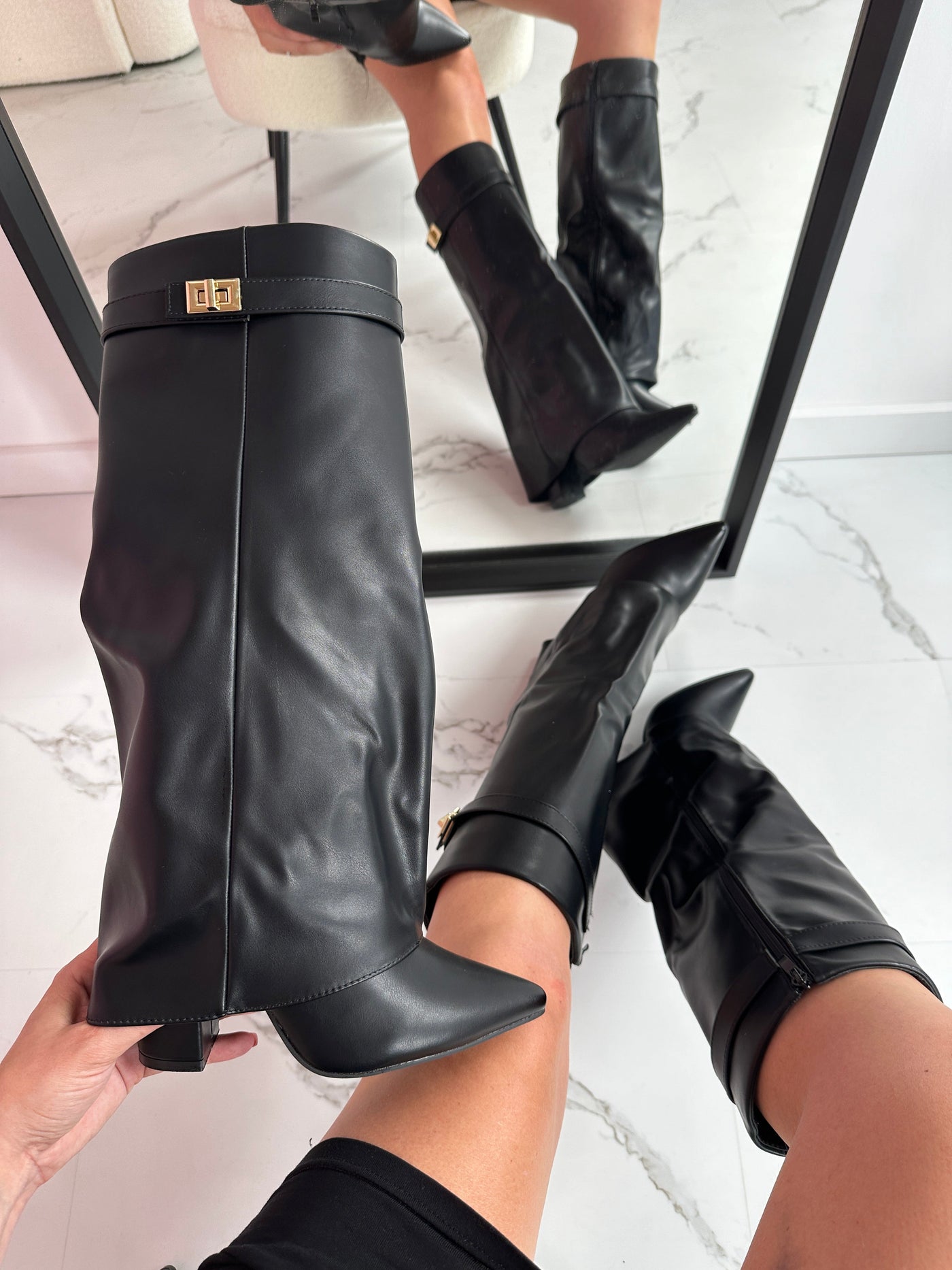 SERENA | Shark Leather Boots
