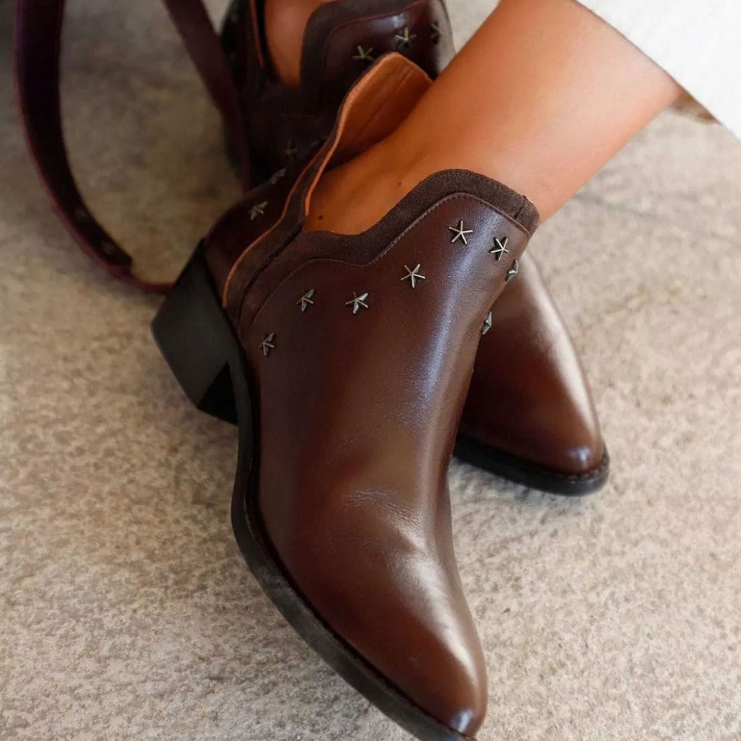 Sierra | Western Boots with Star Studs