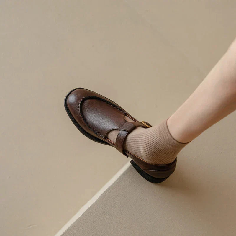 Belliora | Retro Low Heel Strap Shoes