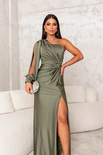 Vivienne | Sleek Slim Fit Evening Dress