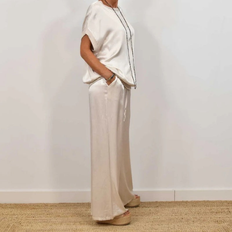 Camila | Two-Piece Relaxed Set