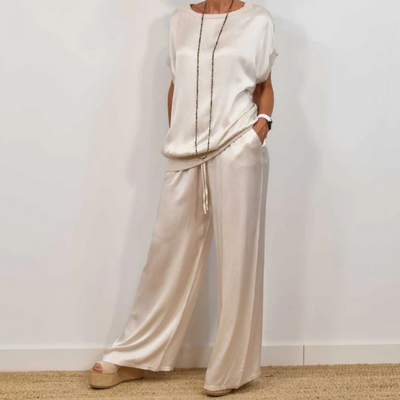 Camila | Two-Piece Relaxed Set